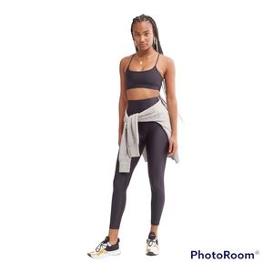 BANDIER “Set” All Access Sports Bra And Leggings Set.